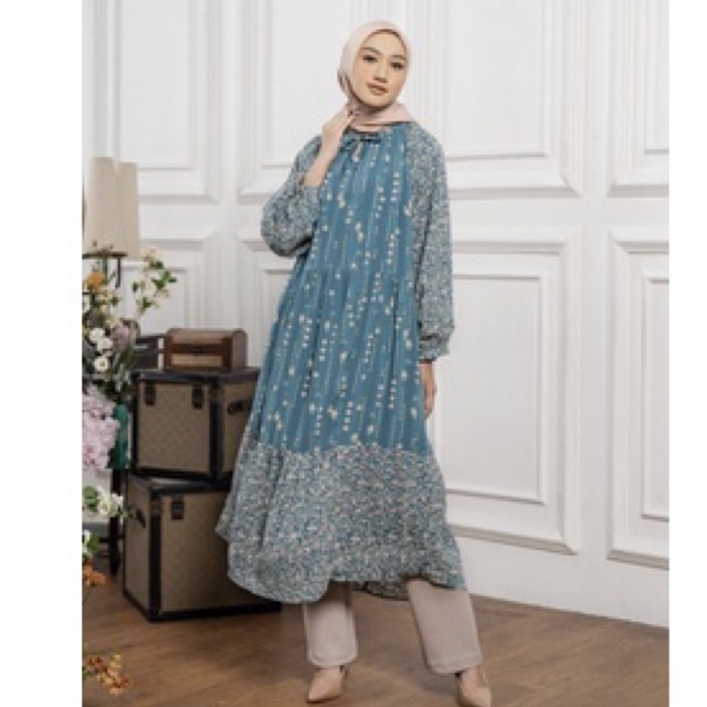 Gardenia Midi Dress by Geulis