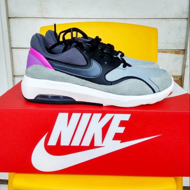 Sepatu NIKE original cewek