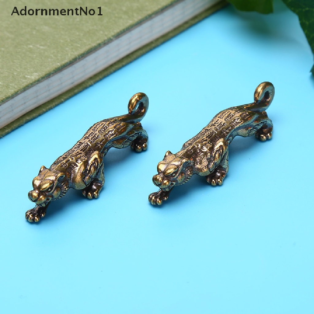 [AdornmentNo1] Retro Brass Tiger Amulet Animal Charms Pendants Tigers Keychains Decoration [new]