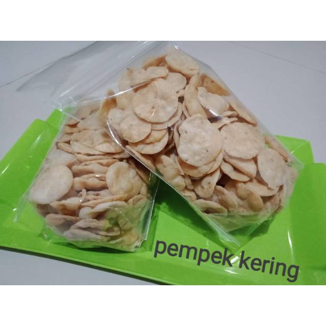 Pempek kering khas bawean