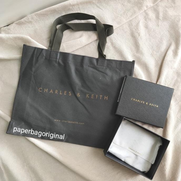 Dust bag charles and cheap keith original