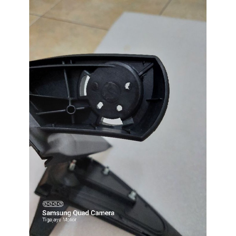 Dudukan spion luxio dudukan kaki spion luxio tipe X dan M kiri kanan tigajaya motor