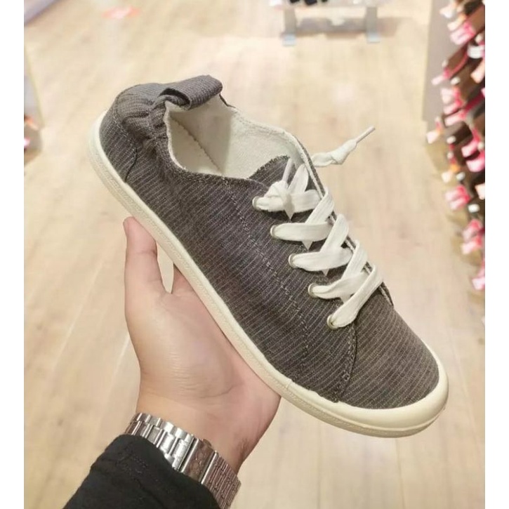 sneakers American Eagle