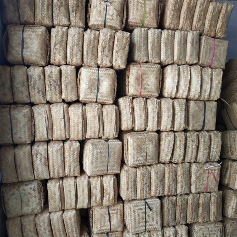 BESEK WALET 25X25X8 CM | besek anyaman bambu unik  besek bambu murah bakul besek