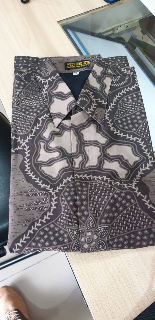 Kemeja Batik Sekar Jagad
