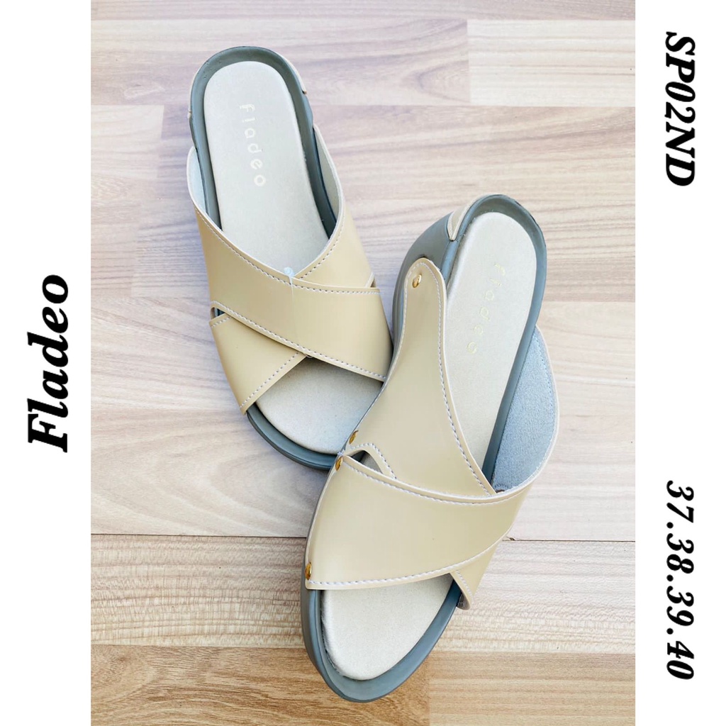 Sepatu Wedges Murah