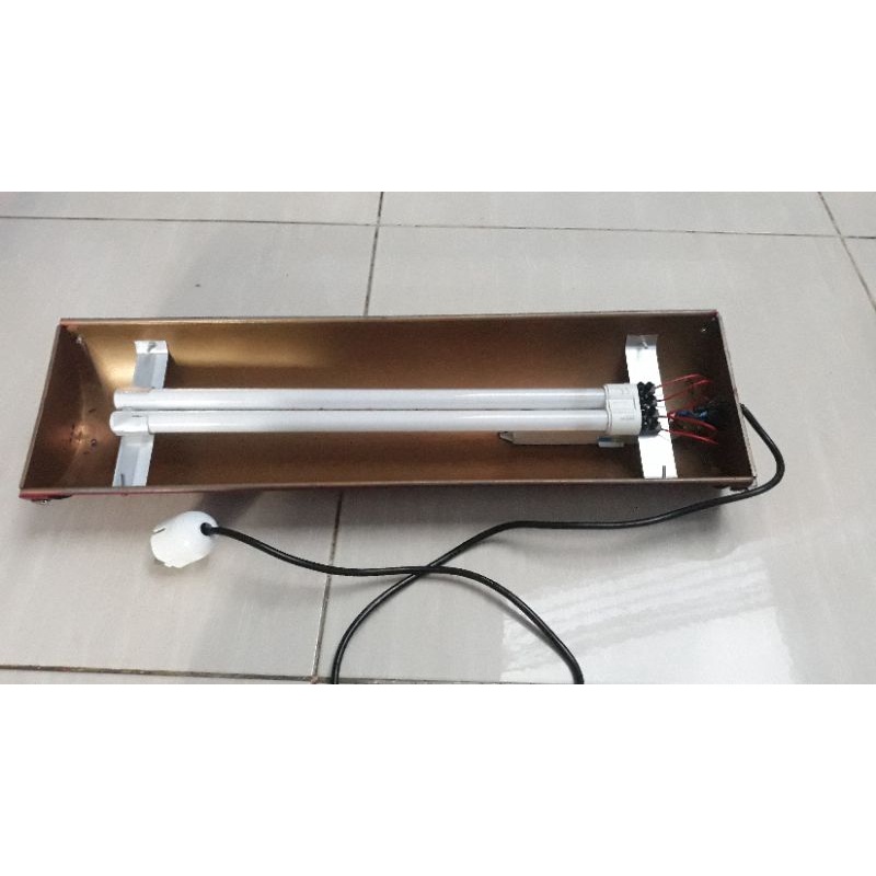 Lampu tanning arwana louhan