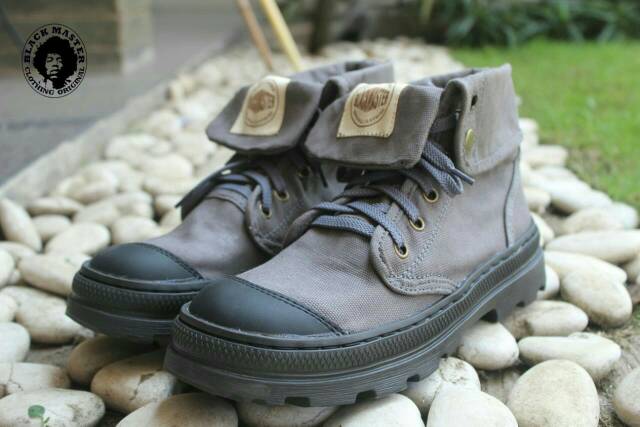 SEPATU GUNUNG BLACKMASTER MICKROTECH