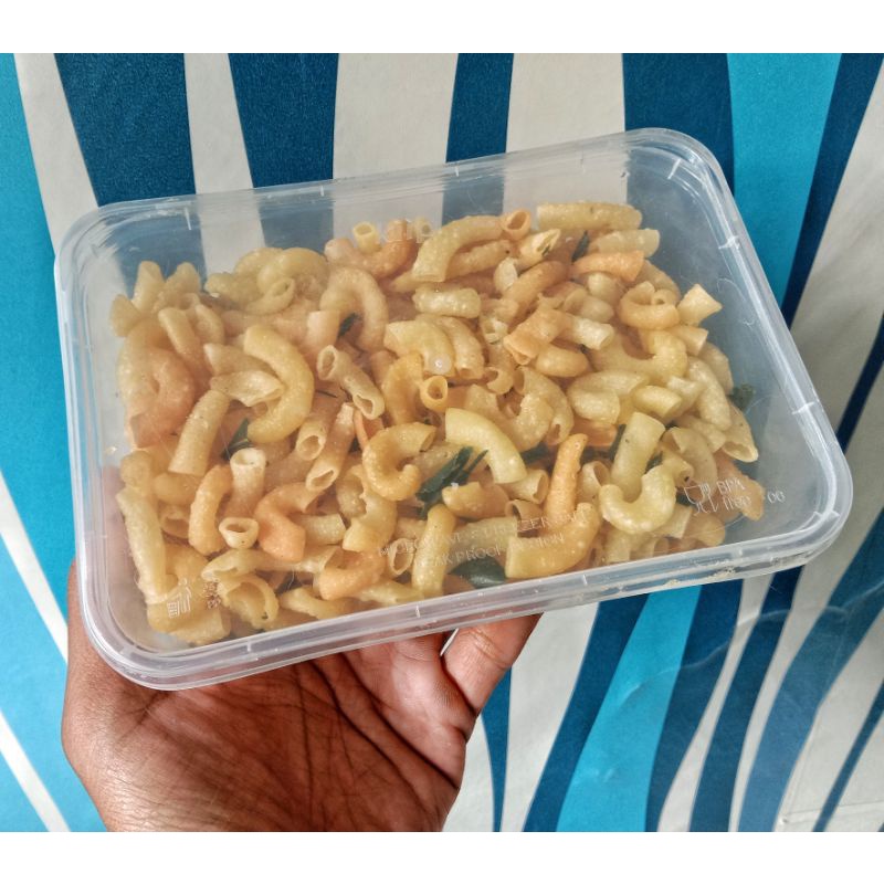 

Makaroni DAUN JERUK BOX 500ML - bantet/bantat berat 200gr