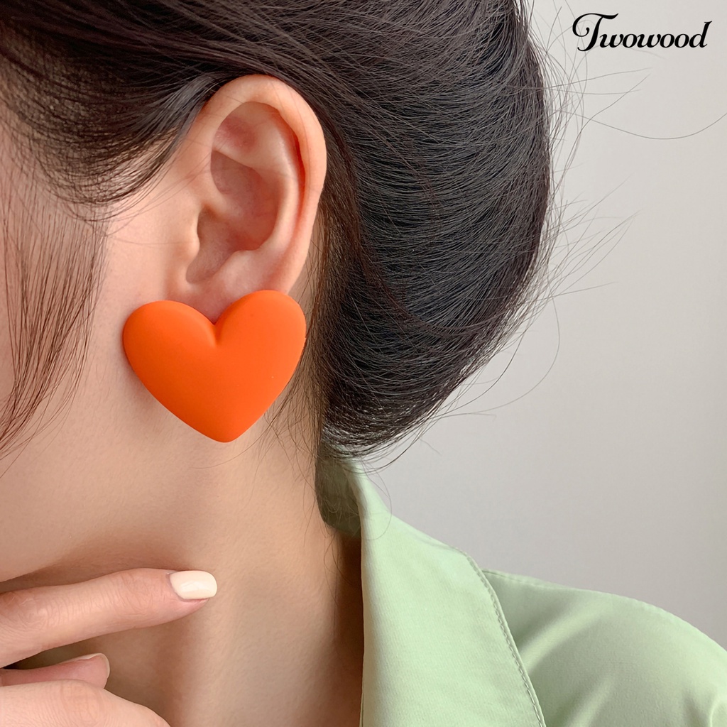 1 Pasang Anting Stud Bentuk Hati Warna Permen Tahan Lama Gaya Korea Untuk Wanita