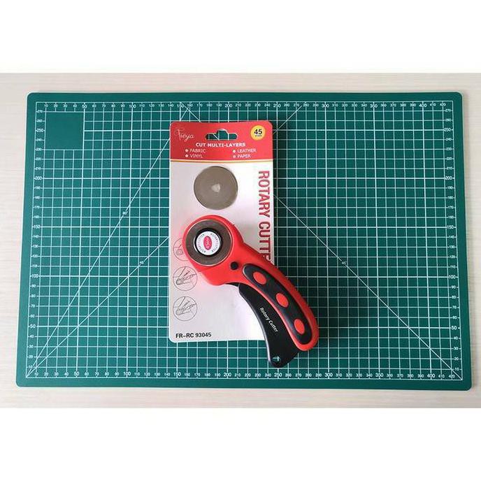 

SALE Paket Hemat Cutting Mat Self Healing A3+ Rotary Cutter+ Refill