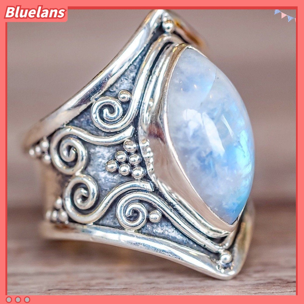 Bluelans Cincin Wanita Desain Geometri Hias Moonstone Gaya Vintage Untuk Pernikahan / Tunangan / Pesta