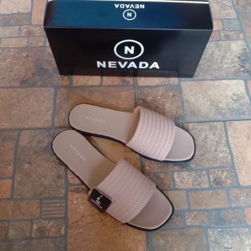 Sandal Slop Rajut Cewek Model Kekinian Nevada / Sendal Slop Wanita Import Premium/sandal nevada-Cream