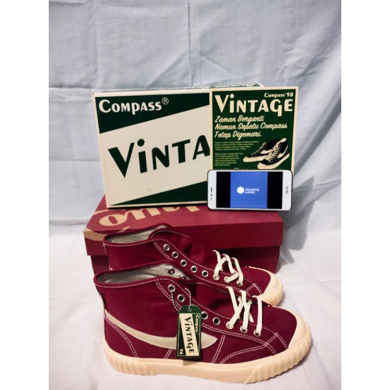 COMPASS VINTAGE MAROON