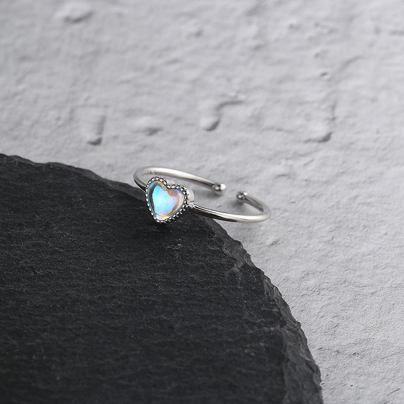 Cincin Silver Adjustable Bentuk Hati Warna Biru Untuk Wanita