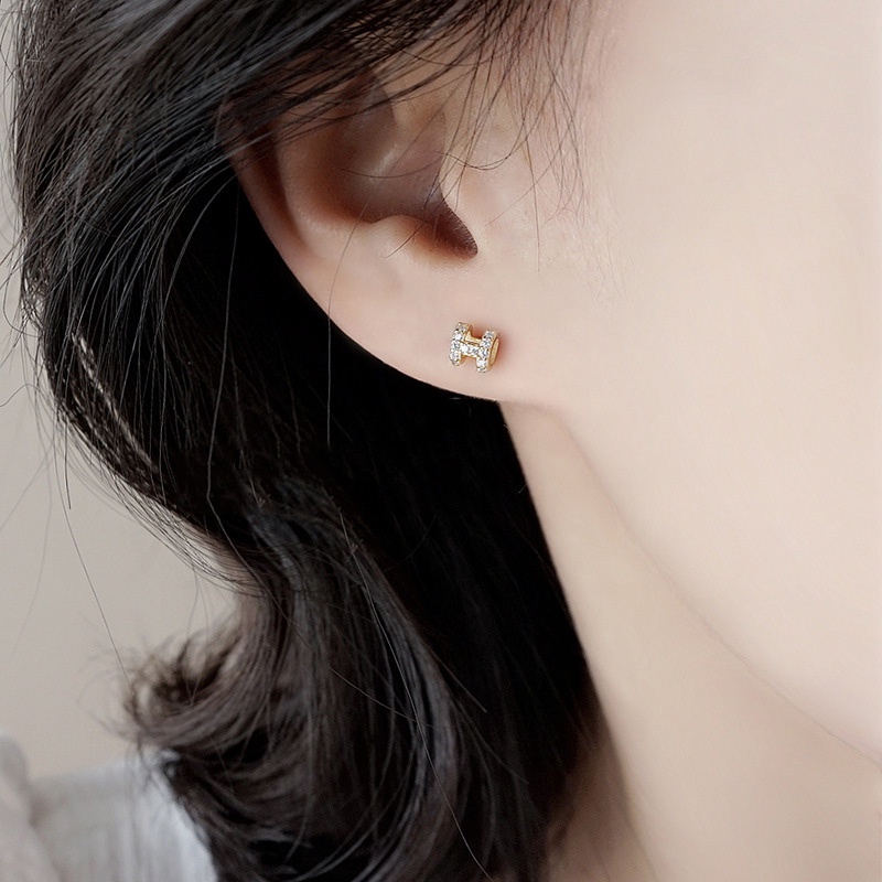 Korea Anting Berlian Mutiara Kecil Yang Indah S925 Perak Emas Perhiasan Fashion Wanita Anting Baja Titanium Earrings Stud