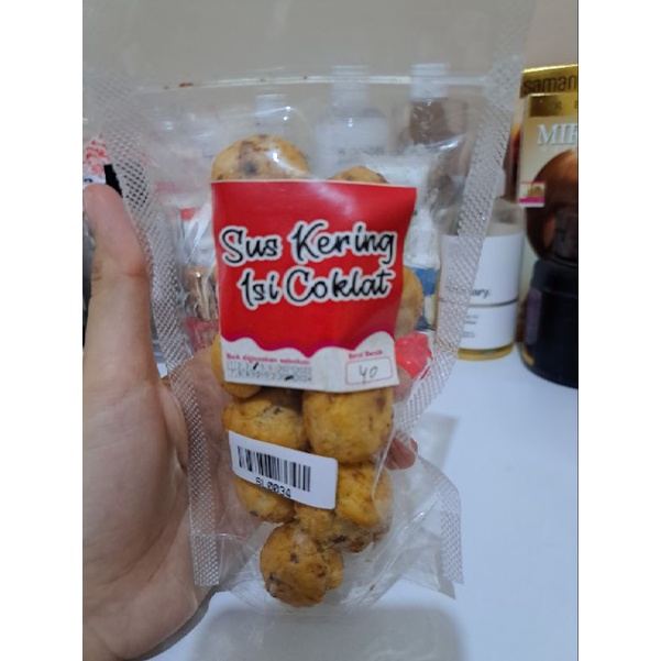 

Sus Kering isi Coklat