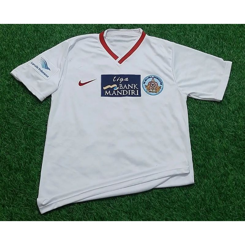 Jersey Retro Gelora Dewata Away 2001