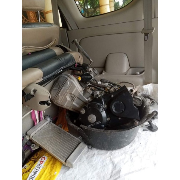 Mesin set wungkul (Fullset) glondongan, spul, ECCU, kiprok, set CB 150 R K15 tinggal naik rangka