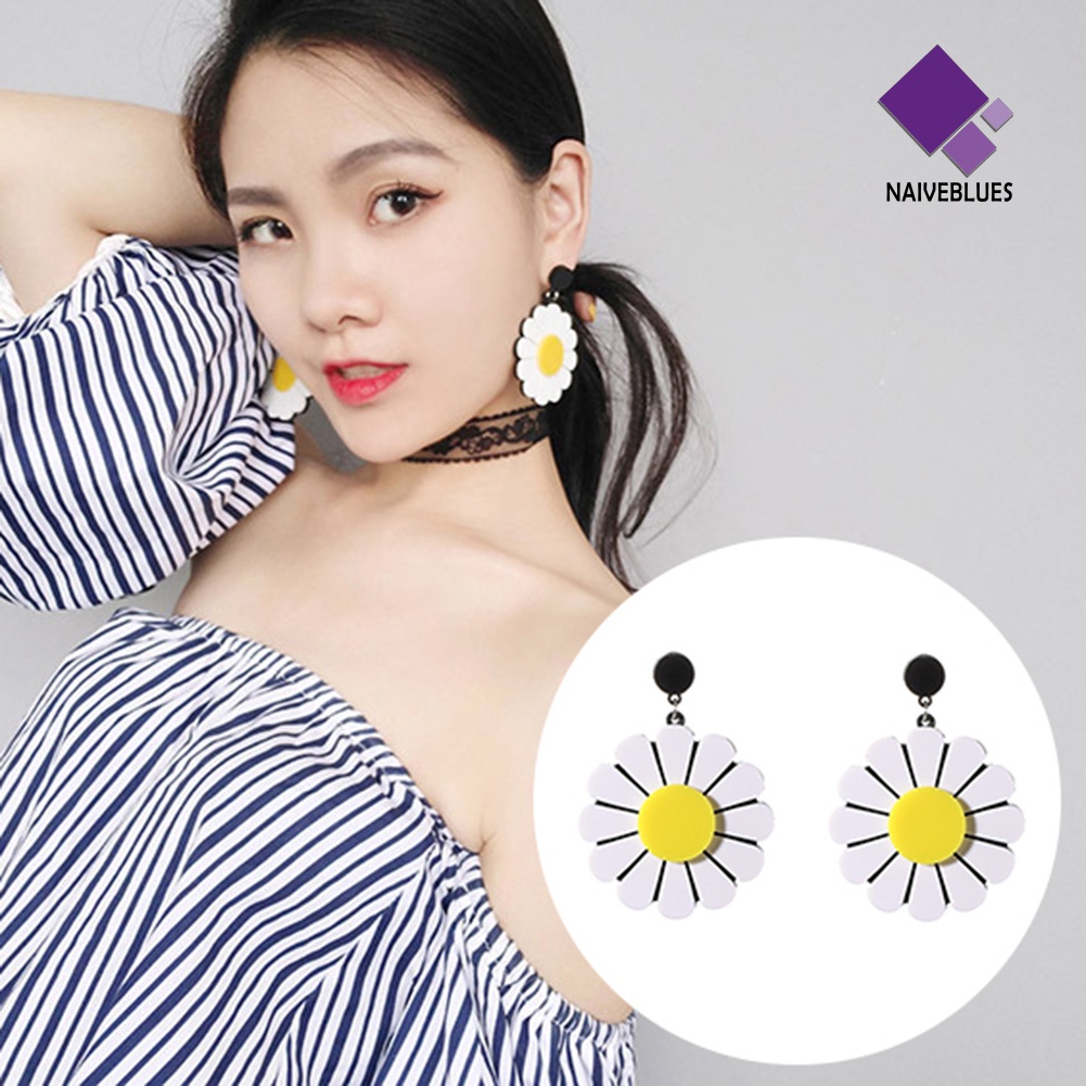 Naiveblue Anting Tusuk Gantung Wanita Desain Bunga Aster Besar Bahan Akrilik Untuk Pesta