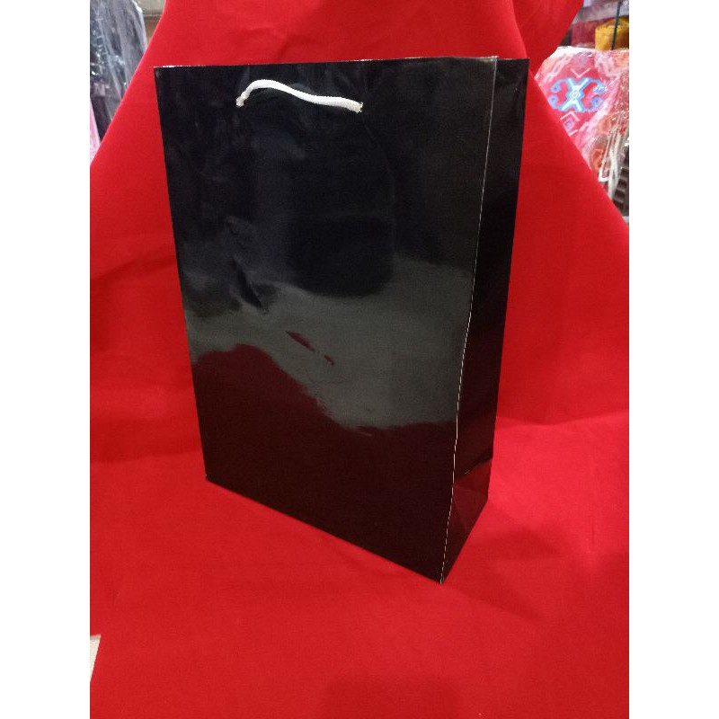 

paper bag polio hitam glossy isi 12 pcs terlaris dan termurah