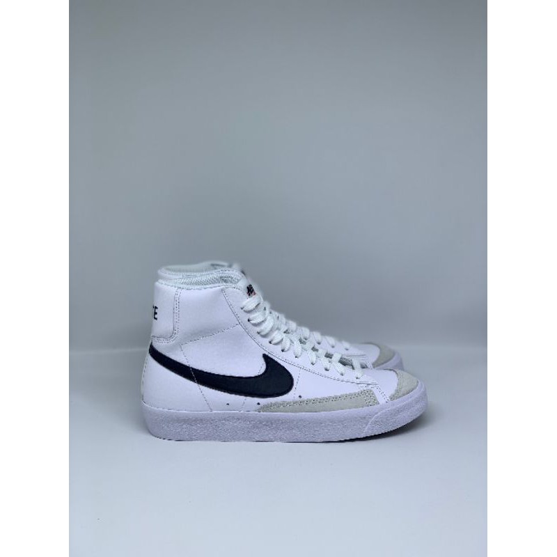 white nike blazers black tick