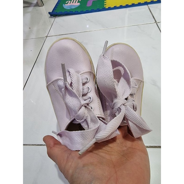 Preloved Sepatu anak khakikakiku