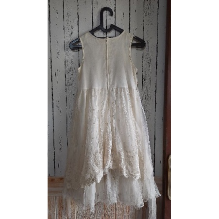 Gaun putih tulang anak / gaun anak / gaun putih / gaun kembar /preloved