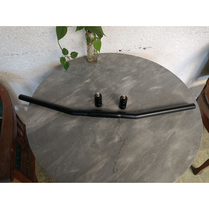 Stang plus Raiser custom Benelli Motobi 200 Evo