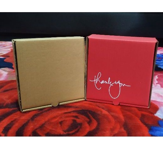 

box hapers kotak kado 18x18x7