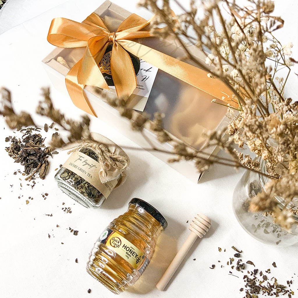 

Hampers Madu Teh | Hampers lebaran murah halal | hampers aesthetic | parcel lebaran kue idul fitri ramadan | hampers islami halal