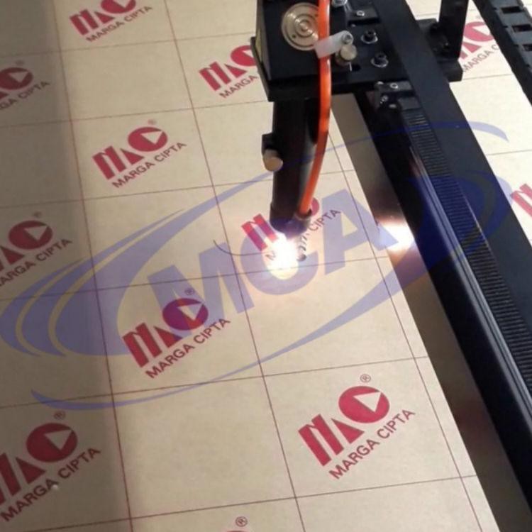 

Model Baru TCVBY AKRILIK lembaran 2mm uk. A3 / Akrilik bening / Marga cipta / Arcylic 46 Model Terki