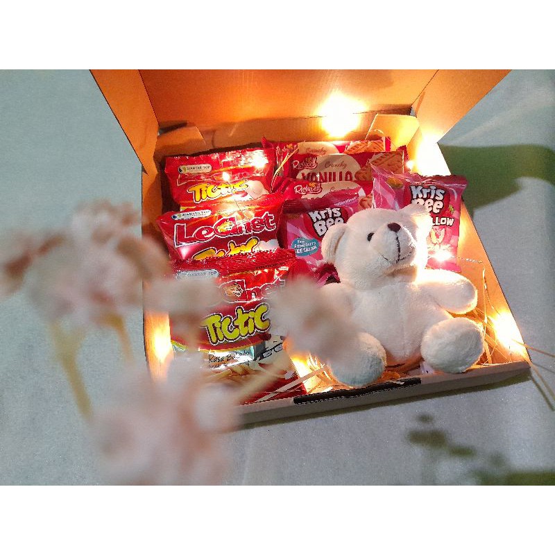 

HAMPERS