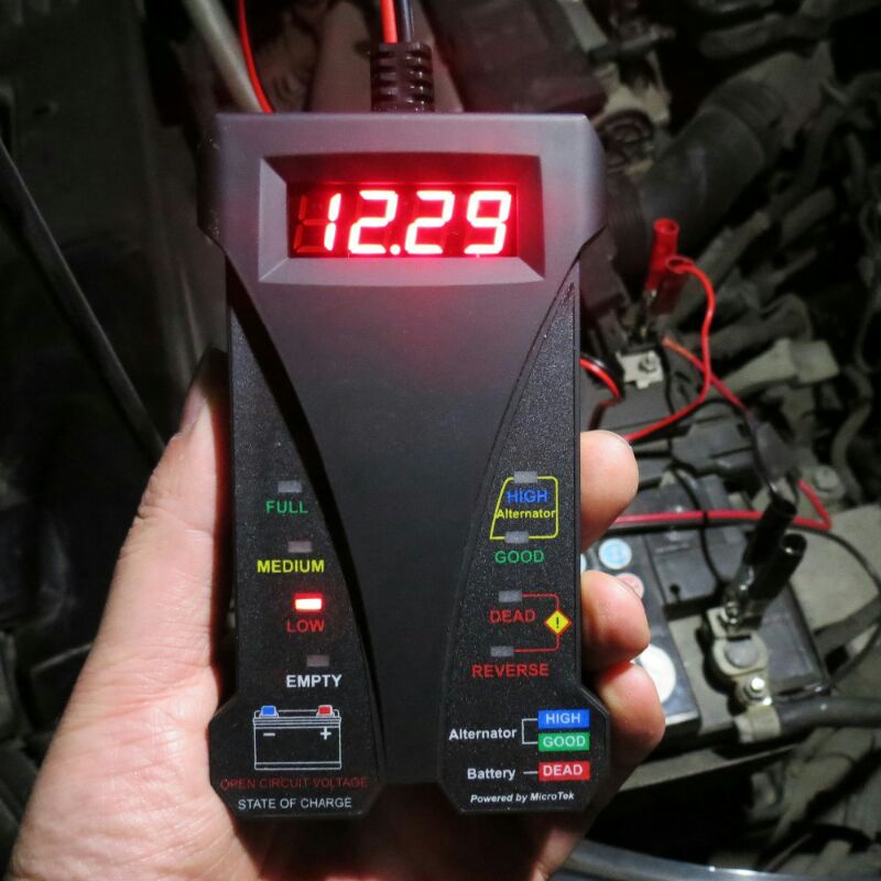 Tester Baterai Digital Voltmeter Analyzer MotoPower 12V Cn