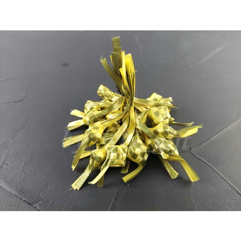 

ketupat pita idul fitri kecil