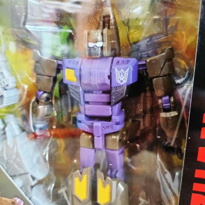 Mainan action figure Transformer blast offCombiners warsTransformers generation mechtech