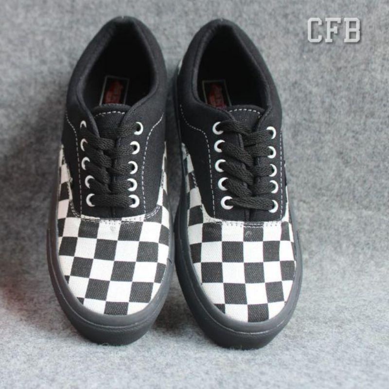 CUCI GUDANG crearence sale VANS BELI 3 cuma 100rb stok terbatas