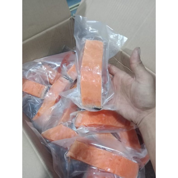 

salmon forsen kemasan 1 kg isi 5 potong