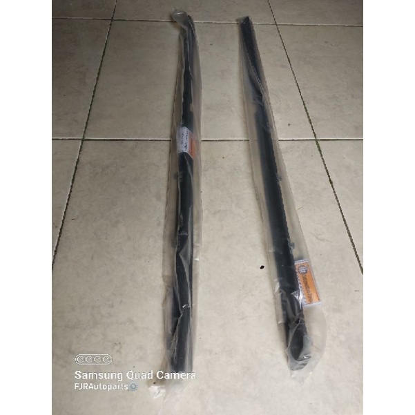 Weather Strip / Pelipit Karet Kaca SUZUKI VITARA ESCUDO SIDEKICK lengkap dengan klip