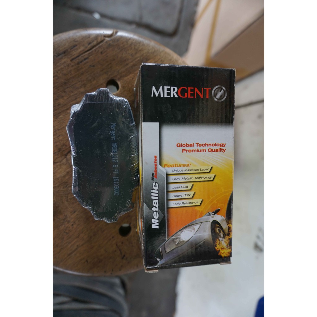 Brake Pads Kampas Rem Depan Suzuki Escudo 2.0/XL7 merk Mergent