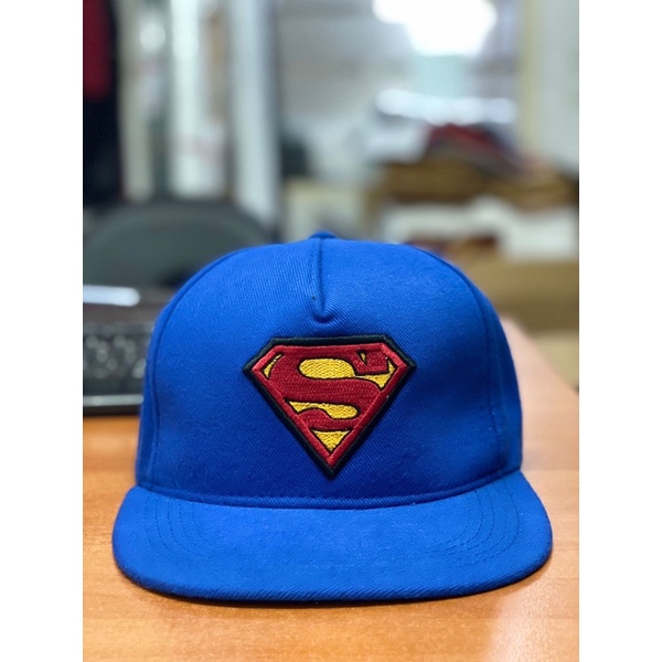topi superman