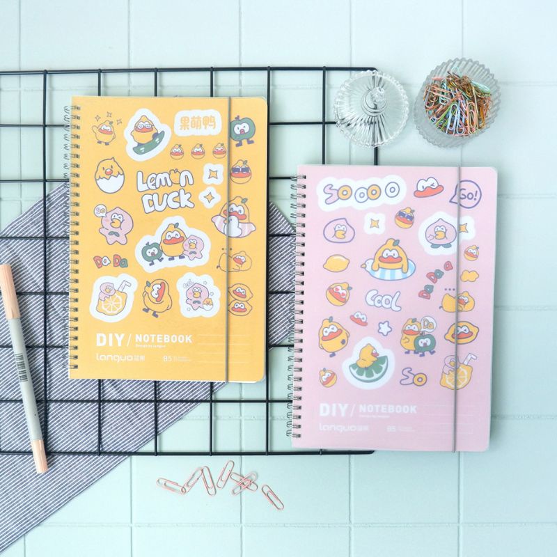 

Lemon Duck Sticker and Ruled Notebook Set B5