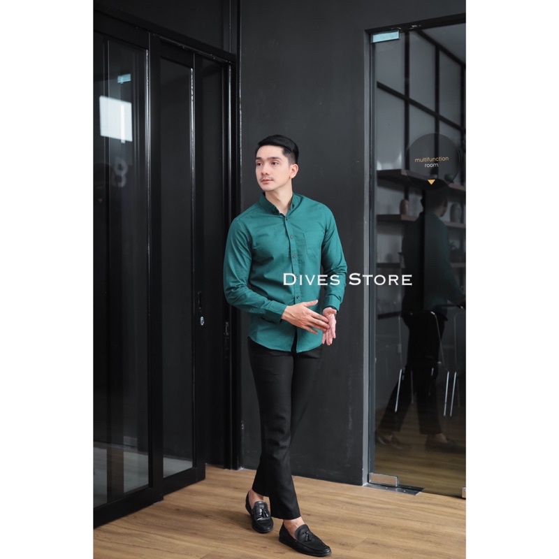 Kemeja pria polos slimfit kasual basic HeM lengan panjang hijau botol