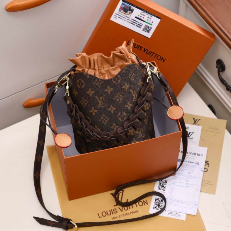 Ongkir 2kG with BOX✅TAS LV BUCKET #40399 WITH BOX