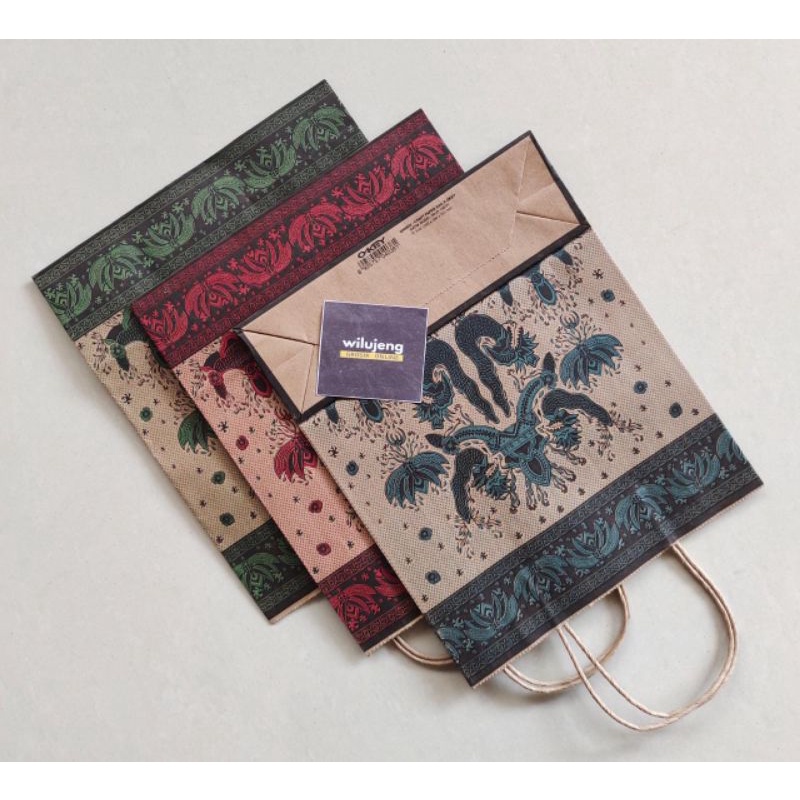 

Paper Bag Tali B Okey Kraft Untuk Kado Bingkisan Tas Kertas Ukuran Lebar Luar 24cm x Panjang 29cm x Lebar Dalam 8cm Paperbag (1 pak / 10 pcs) (800gr)