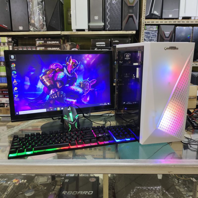 pc rakitan core i5 3470 ram 16 fulset monitor