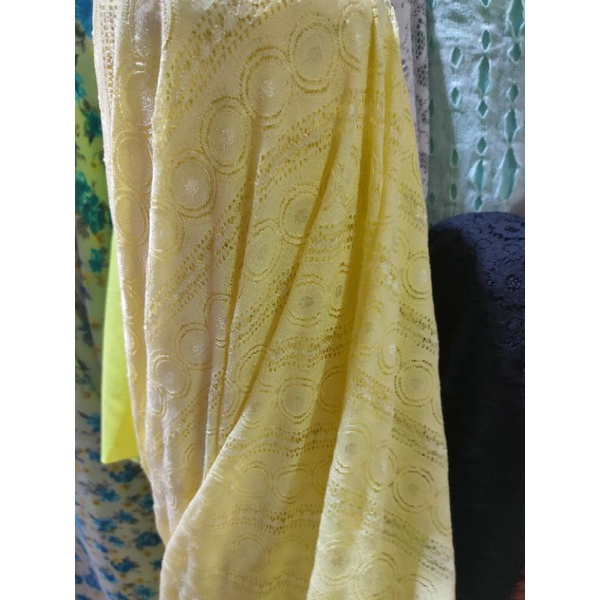 brokat kaos kuning salur
