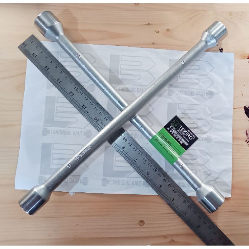 TEKIRO Kunci Roda Mobil 17mm x 19mm x 21mm x 23mm Panjang 14 Inch