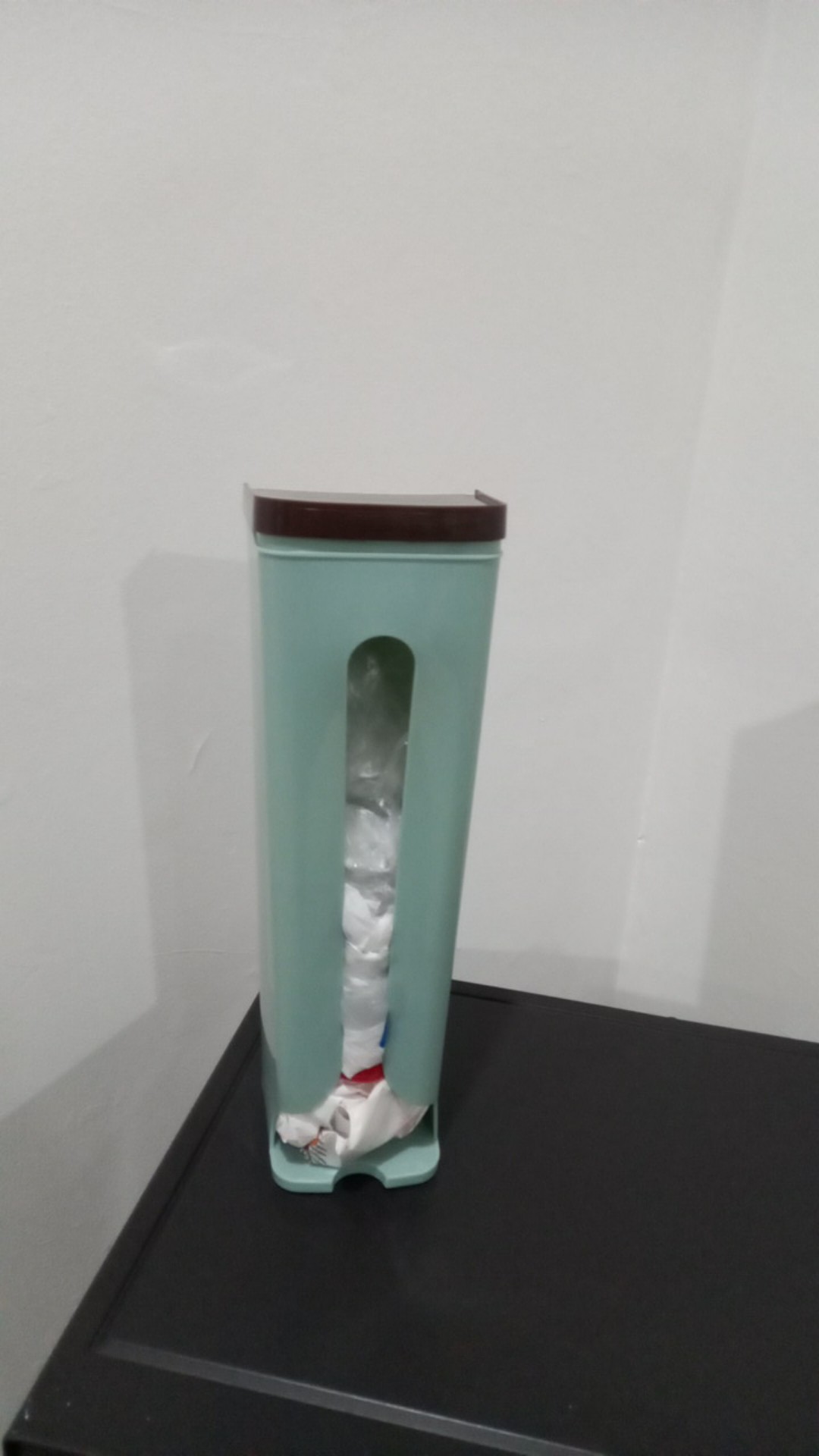 Dispenser Plastik / Tempat Plastik Kresek/kotak Penyimpanan