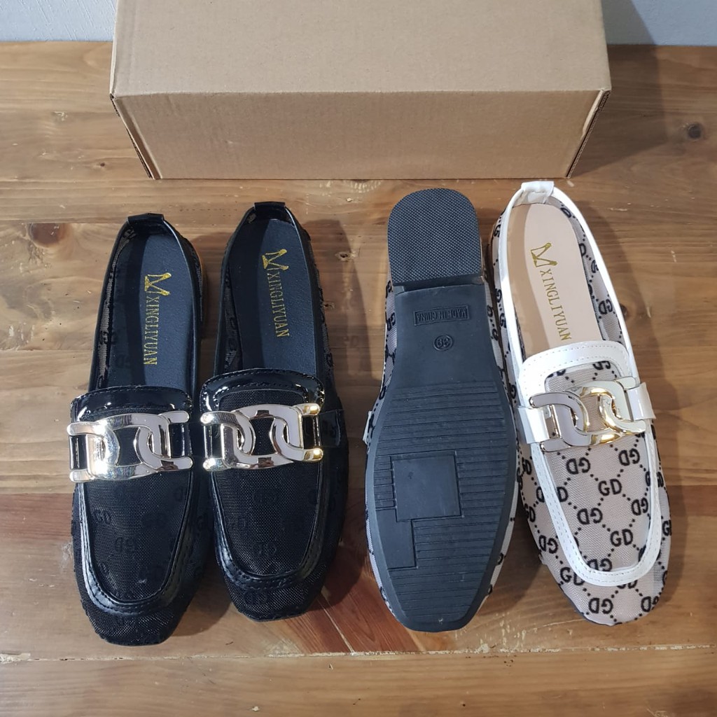 Sepatu Slip On 001750 Chain GD Slip On Shoes